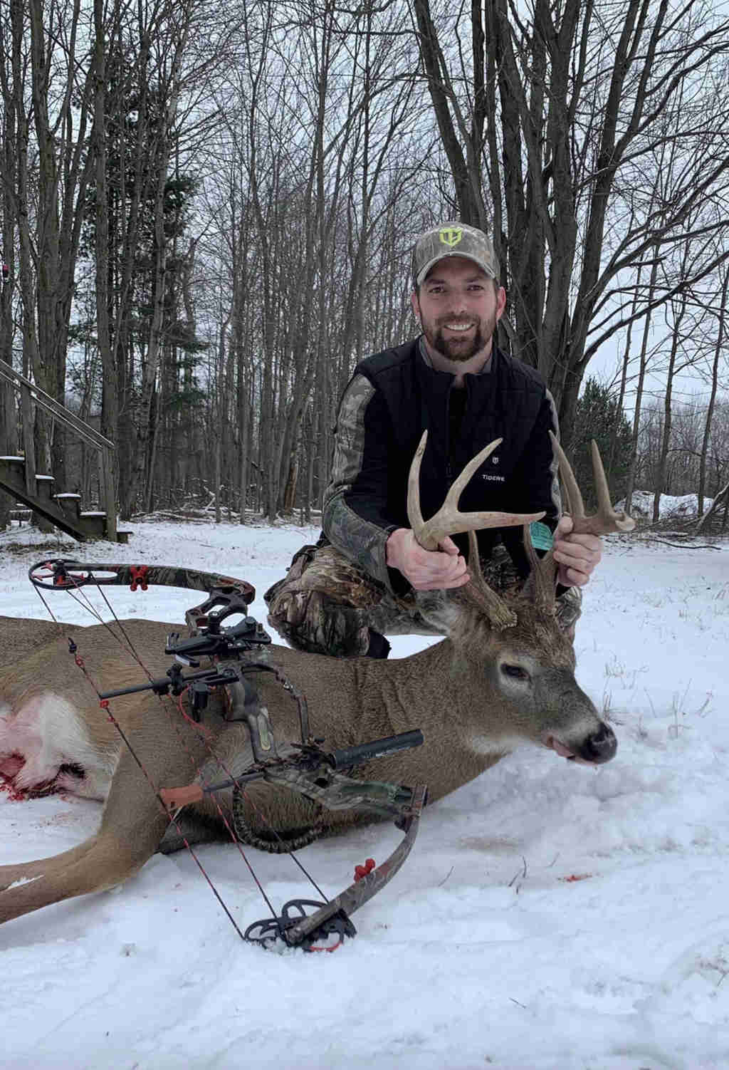Tips to Use a Grunt Call for Deer Hunting - TideWe