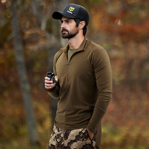 V, Vest: Veil Whitetail; Base Layer: Timber Shadow