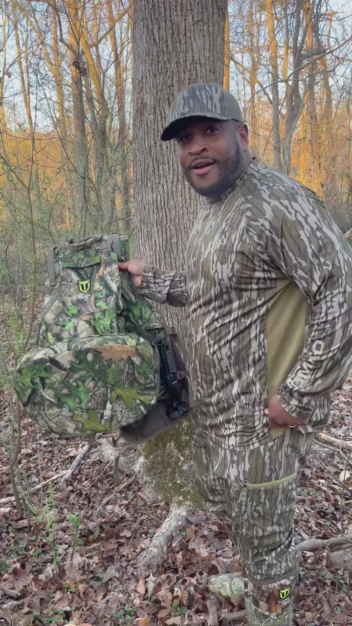 Turkey Vest with Seat, Game Pouch and Kickstand TideWe